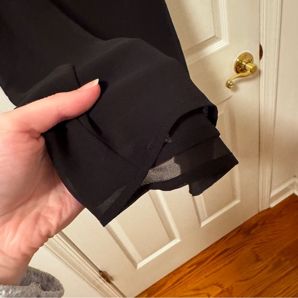 Pleione‎ lightweight sleeveless top - Picture 5 of 7